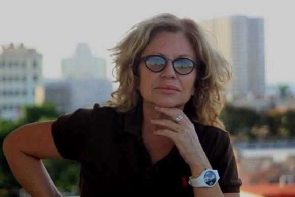 Isabel Santos.